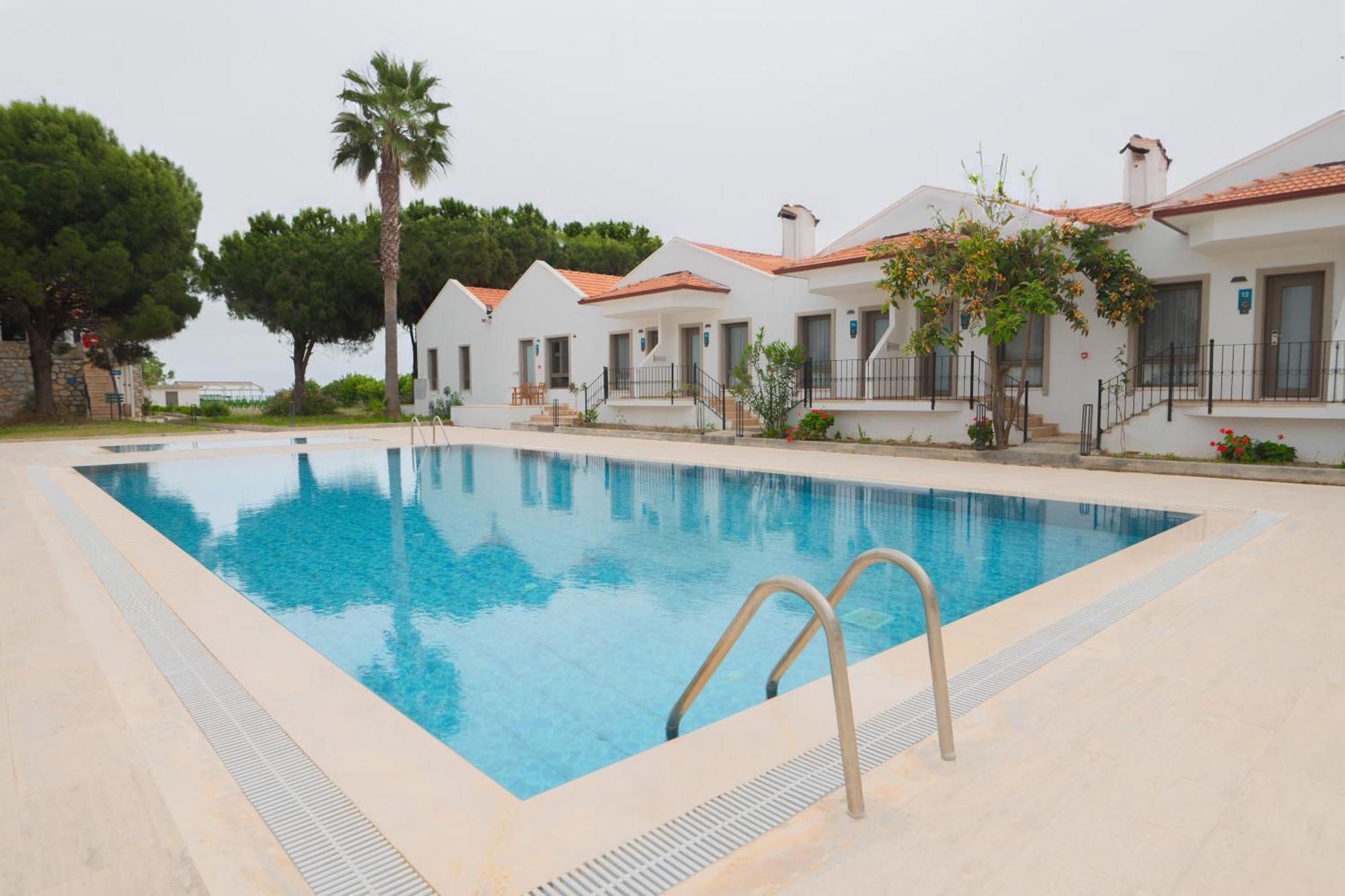 Feri Surf Club Hotel Datca Exterior photo