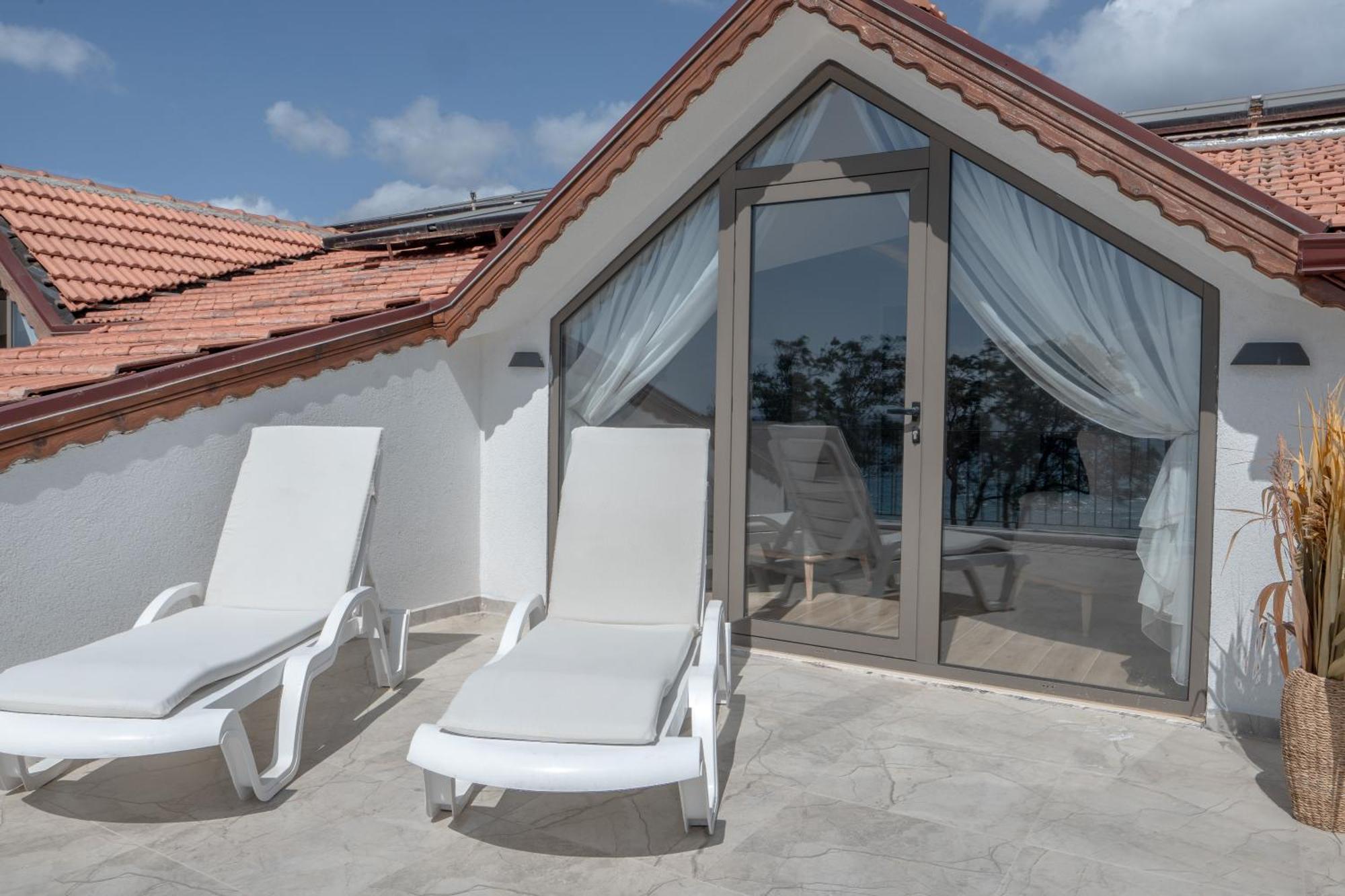 Feri Surf Club Hotel Datca Exterior photo