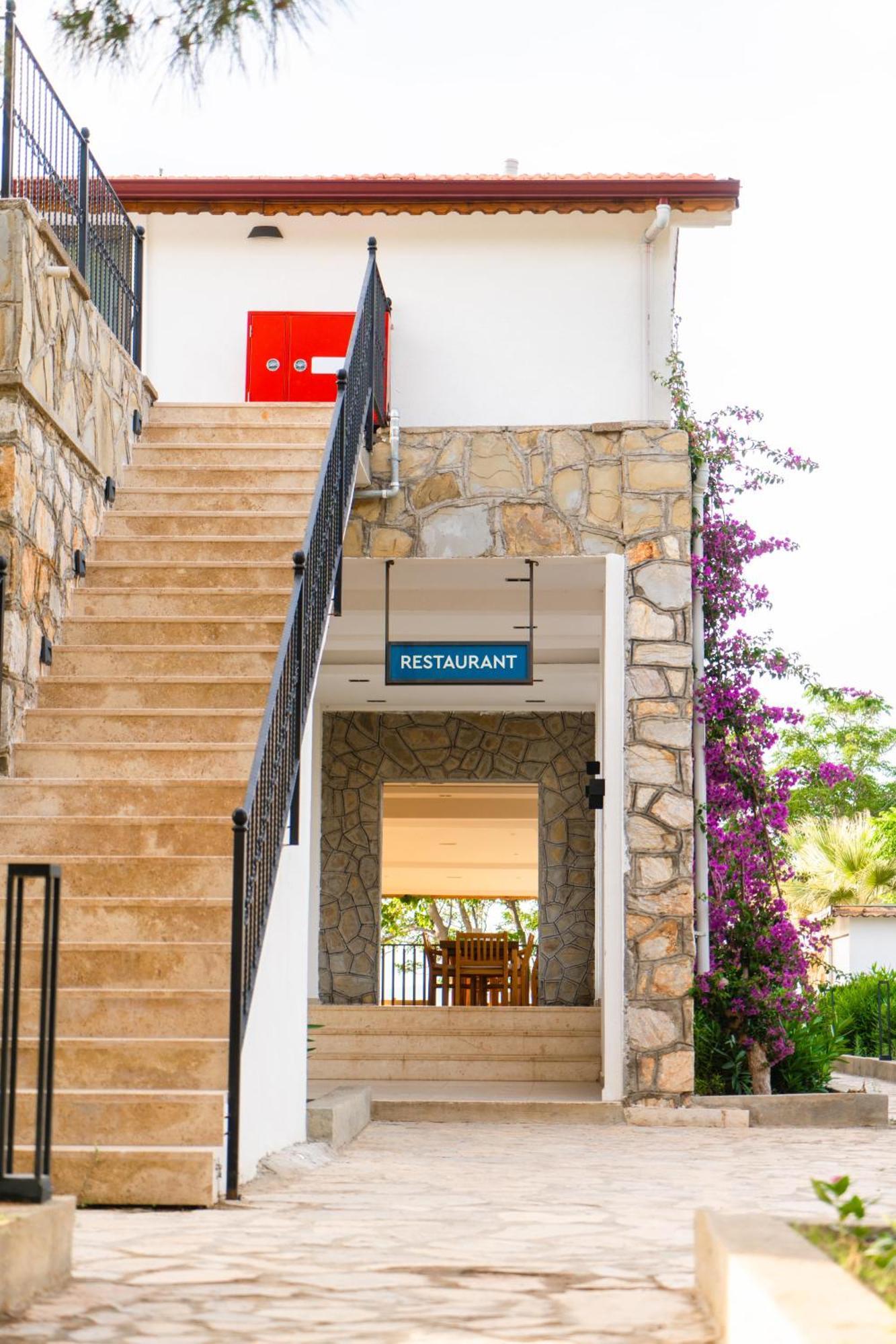 Feri Surf Club Hotel Datca Exterior photo