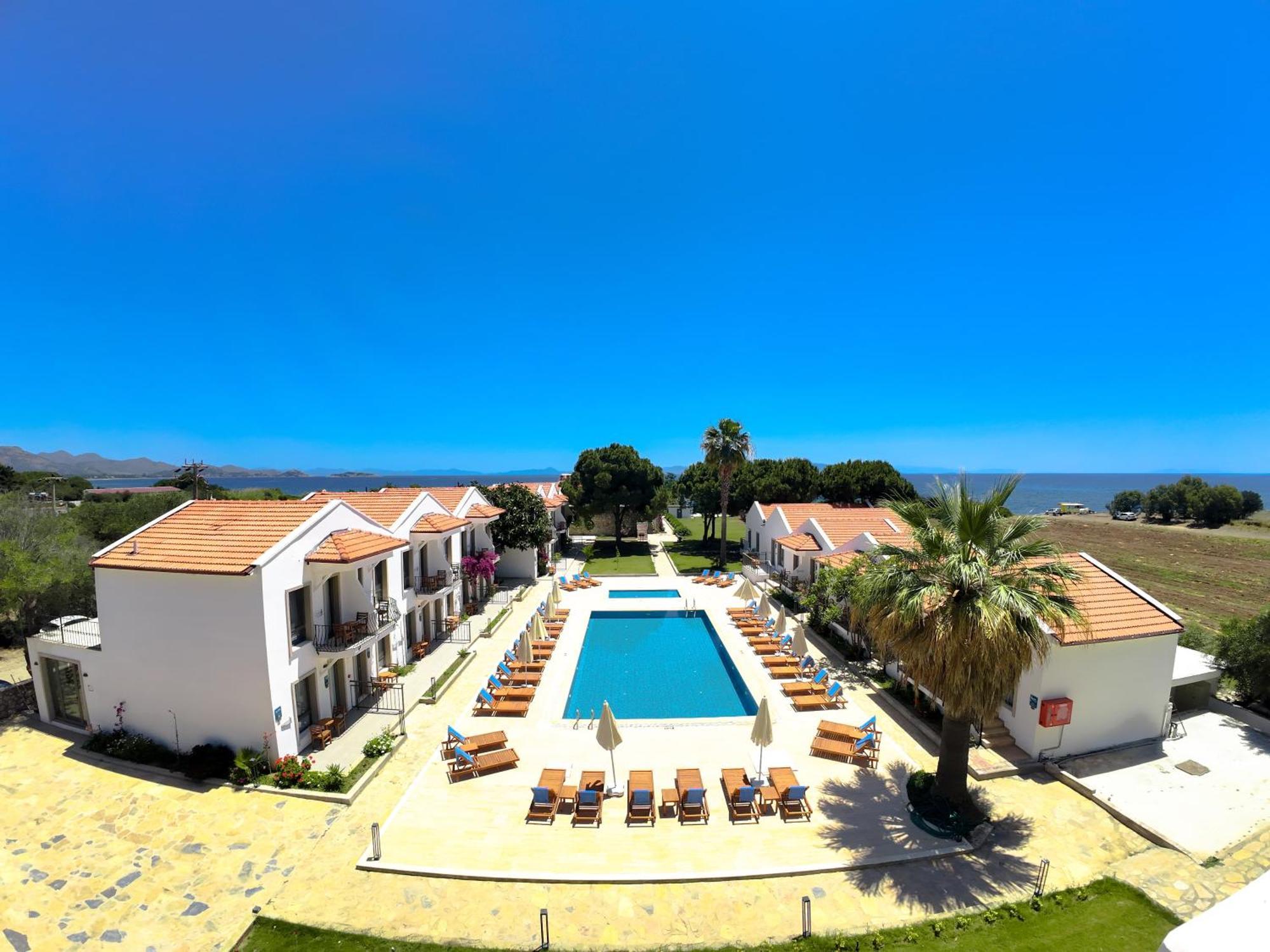Feri Surf Club Hotel Datca Exterior photo